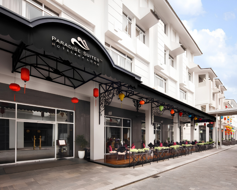 Paradise Suites Hotel façade with lanterns in Ha Long.