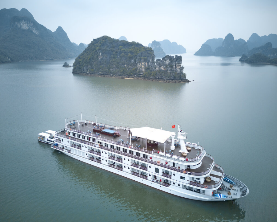 Paradise Grand Cruise vessel on Ha Long Bay.